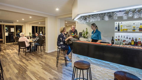 The Beach Motel Hervey Bay - ACT Tourism 19