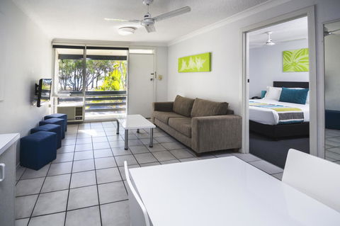 The Beach Motel Hervey Bay - ACT Tourism 35