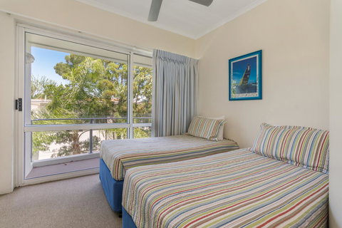 Bali Hai Apartments Noosa - ACT Tourism 5