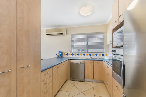 Bali Hai Apartments Noosa - ACT Tourism 9