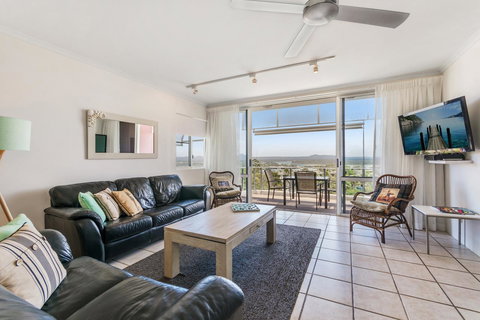 Bali Hai Apartments Noosa - ACT Tourism 3