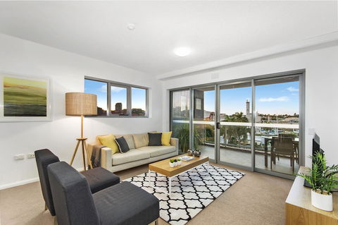 Allure Hotel & Apartments - ACT Tourism 4