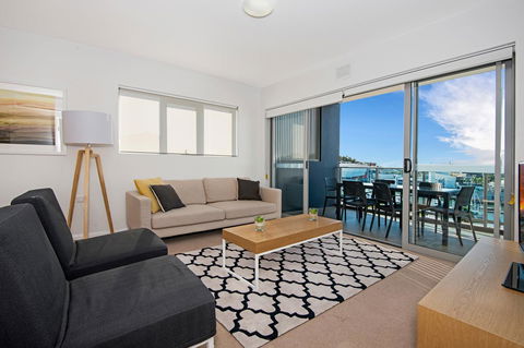 Allure Hotel & Apartments - ACT Tourism 37