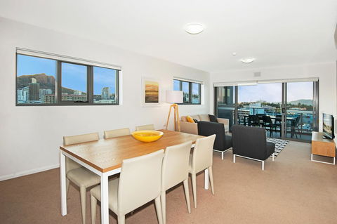 Allure Hotel & Apartments - ACT Tourism 7