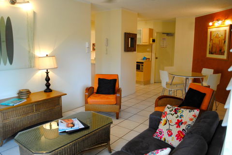 The Port Douglas Queenslander - ACT Tourism 28