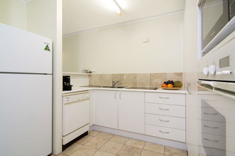 The Port Douglas Queenslander - ACT Tourism 1