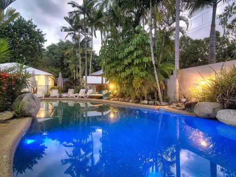 The Port Douglas Queenslander - ACT Tourism 24