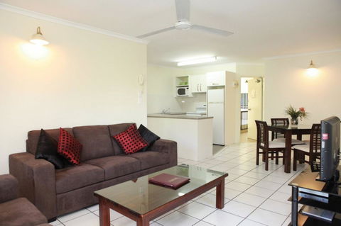 The Port Douglas Queenslander - ACT Tourism 32