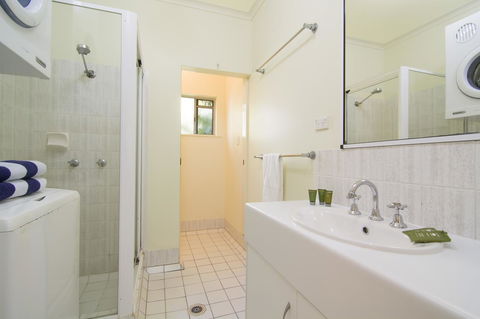 The Port Douglas Queenslander - ACT Tourism 12