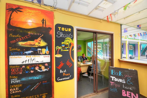 Backpackers In Paradise 18-35 Hostel - ACT Tourism 6