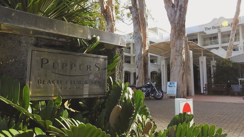 Palm Cove Paradise - Couples Spa Beach Getaway - ACT Tourism 2