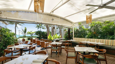 Palm Cove Paradise - Couples Spa Beach Getaway - ACT Tourism 23