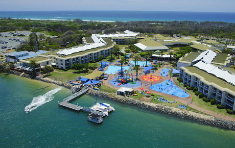Sea World Resort - ACT Tourism 0