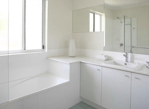 Serenity Apartments Noosa - ACT Tourism 42