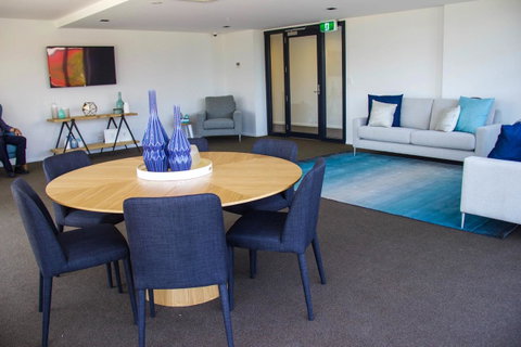 Synergy Broadbeach - Official - ACT Tourism 12