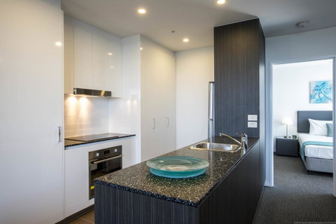 Synergy Broadbeach - Official - ACT Tourism 1
