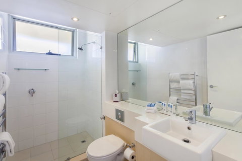 Maison Noosa - ACT Tourism 15