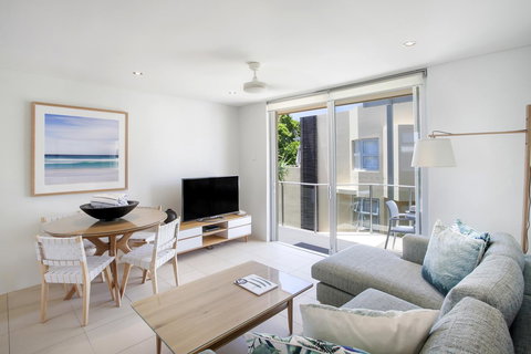 Maison Noosa - ACT Tourism 12