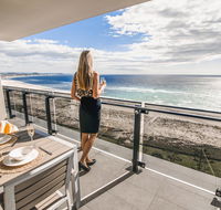 Iconic Kirra Beach Resort - ACT Tourism