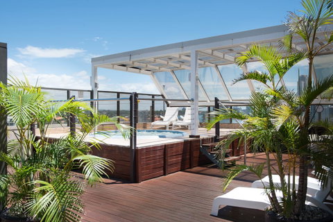 Tiki Hotel Apartments Surfers Paradise - ACT Tourism 0