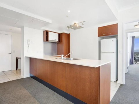Beach Stay - Ocean & Riverview Resort Chevron Renaissance Central Surfers Paradise - ACT Tourism 11
