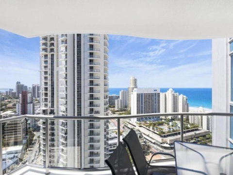 Beach Stay - Ocean & Riverview Resort Chevron Renaissance Central Surfers Paradise - ACT Tourism 25
