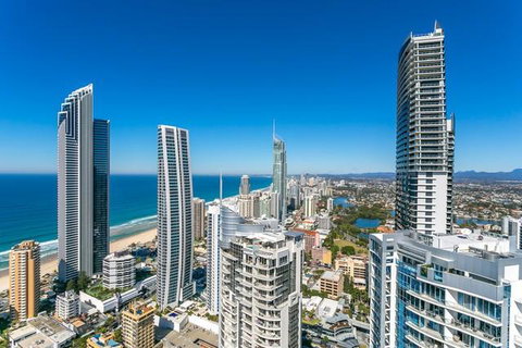Beach Stay - Ocean & Riverview Resort Chevron Renaissance Central Surfers Paradise - ACT Tourism 23