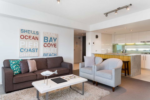 Proximity Waterfront Apartments - ACT Tourism 32