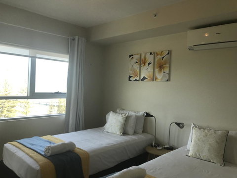 Proximity Waterfront Apartments - ACT Tourism 15