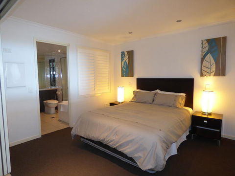 Marina View Apartment - ACT Tourism 0
