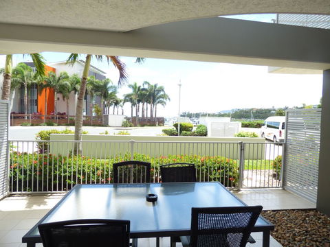 Marina View Apartment - ACT Tourism 4