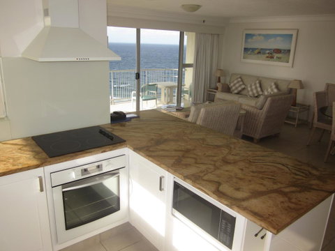 Talisman Apartments - ACT Tourism 8