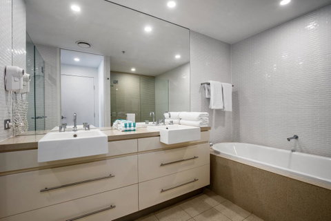 The Wave Resort - ACT Tourism 7