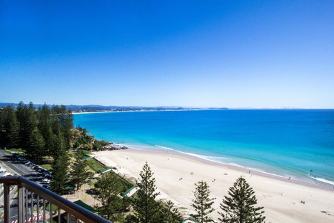 Columbia Beachfront Apartments On Rainbow Bay - ACT Tourism 1