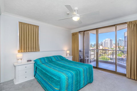 Columbia Beachfront Apartments On Rainbow Bay - ACT Tourism 17