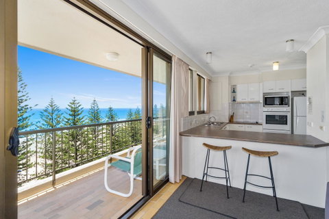 Columbia Beachfront Apartments On Rainbow Bay - ACT Tourism 28