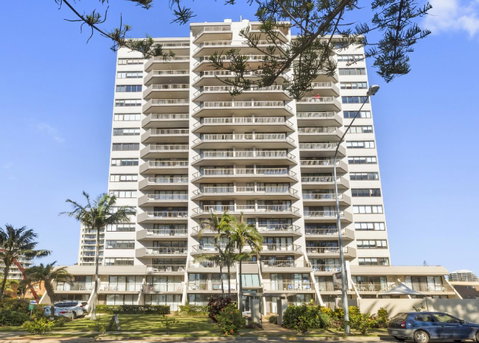 Columbia Beachfront Apartments On Rainbow Bay - ACT Tourism 4