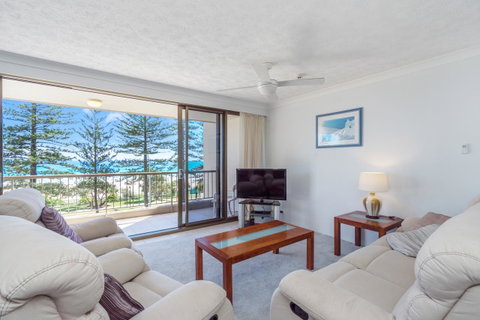 Columbia Beachfront Apartments On Rainbow Bay - ACT Tourism 8