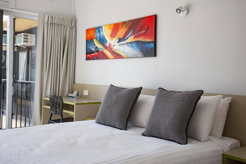 Nightcap At Emerald Star Hotel - ACT Tourism 40