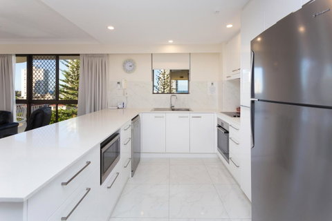 Capricornia Apartments - ACT Tourism 3