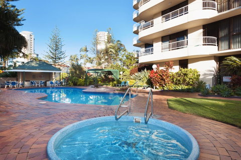 Capricornia Apartments - ACT Tourism 19