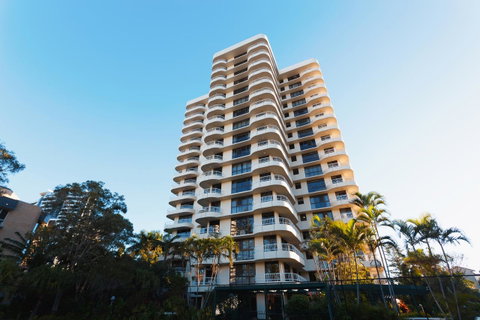 Capricornia Apartments - ACT Tourism 0