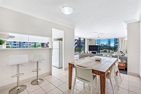 ULTIQA Beach Haven On Broadbeach - ACT Tourism 23