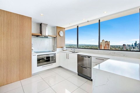 ULTIQA Beach Haven On Broadbeach - ACT Tourism 15