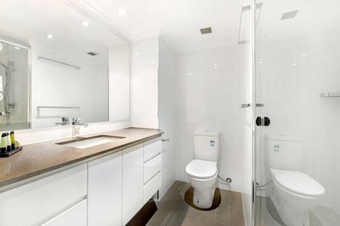 ULTIQA Beach Haven On Broadbeach - ACT Tourism 40