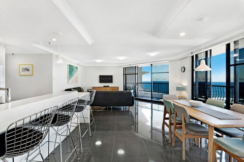 ULTIQA Beach Haven On Broadbeach - ACT Tourism 10