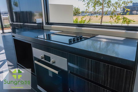 The Residences At The Peninsula - ACT Tourism 23