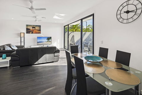 The Residences At The Peninsula - ACT Tourism 17