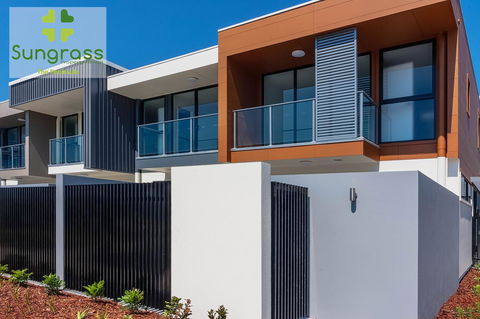 The Residences At The Peninsula - ACT Tourism 40