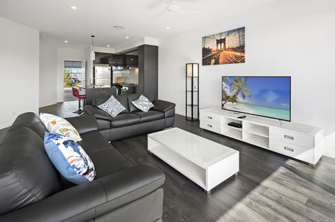 The Residences At The Peninsula - ACT Tourism 19